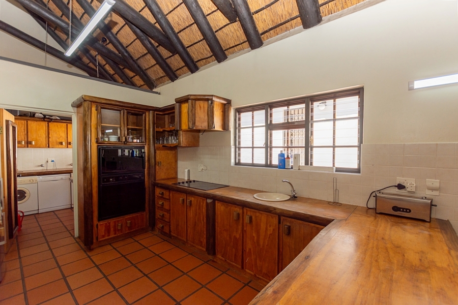 5 Bedroom Property for Sale in Myburgh Park Western Cape